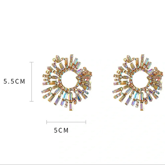 OPULENT CRYSTAL STARDUST EARRINGS - Picture 15 of 15